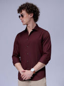 Maroon color option, Currently selected