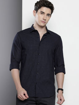 The Indian Garage Co - Men Slim Fit Navy Blue Checked Full Sleeves Cutaway Collar Shirt