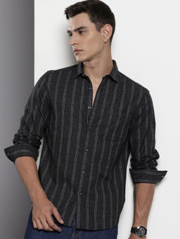 The Indian Garage Co - Men Slim Fit Black Striped Full Sleeves Cutaway Collar Shirt