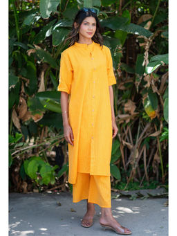 RANGREZA ETHNIC - Women Poppy Yellow Cotton Kurta With Pant (Set of 2)