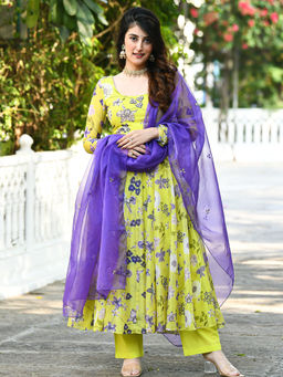 Urbanstree - Palak Suit (Set of 3)