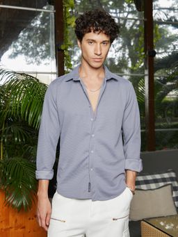 Campus Sutra - Men Coin Grey Waffle-Textured Shirt