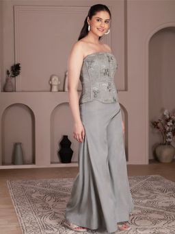 House of Tushaom - Baize Green Handwork Of Floral Motifs Co-Ord Set