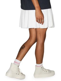 Converse - Women Chuck Taylor All Star Lift Platform Leather Mid Top Sneaker