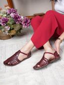 Maroon color option