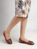 Blue color option, Currently selected