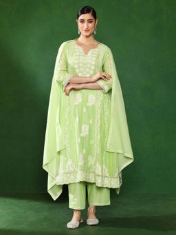 Jaipur Kurti - Women Green Embroidered Kurta with Pant and Dupatta (Set of 3)