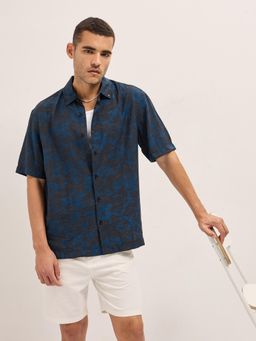 The Bear House - Men Blue Relaxed Fit Printed Short Sleeve Casual Shirt