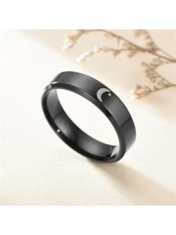 Salty Alpha - Men Moon Signet Ring - Black