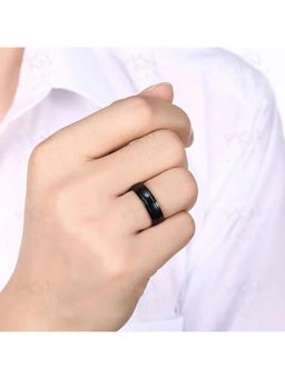 Salty Alpha - Men Black Vintage Ring