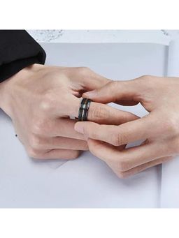 Salty Alpha - Men Retro Tungsten Ring
