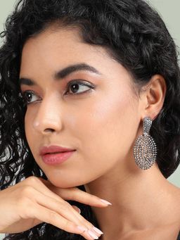 Sohi - Womens Intricate Oval Drop Earrings - Silver