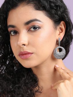 Sohi - Womens Antique Circular Drop Earrings - Silver