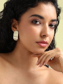 Sohi - Womens Zig-Zag Circular Stud Earrings - Gold