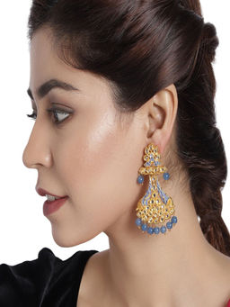 Accessher - Blue Lightwieight Elegant Kundan Earrings With Enamel Details Embellished With Kundan