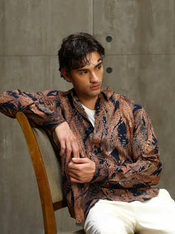 CAHOOT - Men Navy Blue Viscose Shirt
