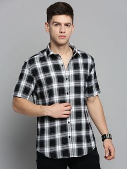 SHOWOFFFF - Mens Spread Collar Black Checked Shirt