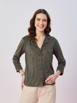 Latin Quarters - Women's Green Solid 3/4th Sleeves Collar Neck Casual Shirt
