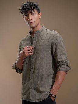 HIGHLANDER - Men Green Checks Casual Shirt