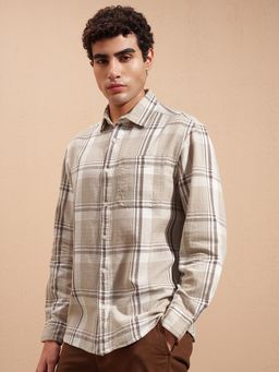 HIGHLANDER - Men Beige Checks Casual Shirt