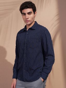 HIGHLANDER - Men Navy Blue Textured Casual Shirt