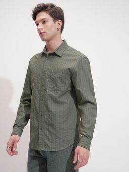 HIGHLANDER - Men Olive Stripes Casual Shirt