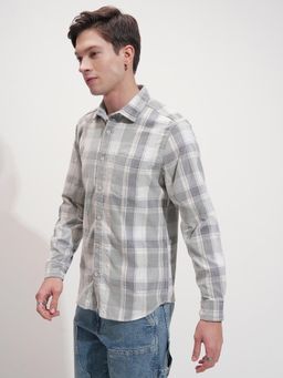 HIGHLANDER - Men Grey Checks Casual Shirt