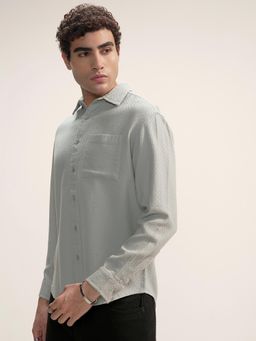 HIGHLANDER - Men Grey Self Design Casual Shirt