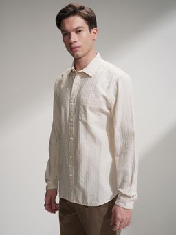 HIGHLANDER - Men Off White Textured Casual Shirt