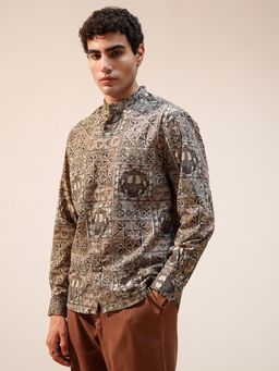 HIGHLANDER - Men Beige Printed Casual Shirt