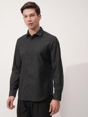 Black color option, Currently selected