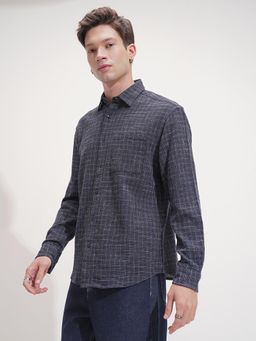 HIGHLANDER - Men Navy Blue Checks Casual Shirt