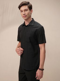 HIGHLANDER - Men Black Stripes Casual Shirt