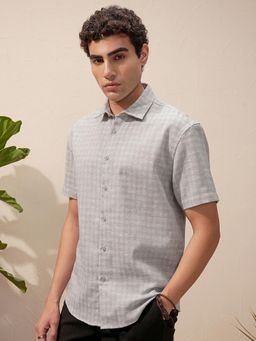 HIGHLANDER - Men Grey Checks Casual Shirt
