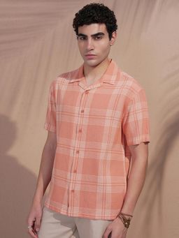 HIGHLANDER - Men Peach Checks Casual Shirt