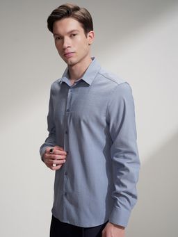 HIGHLANDER - Men Blue Solid Casual Shirt