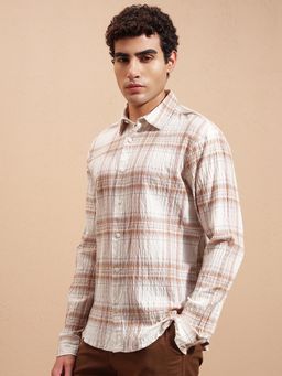 HIGHLANDER - Men Beige Checks Casual Shirt