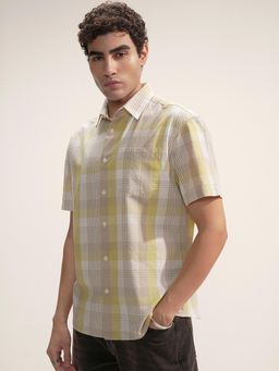 HIGHLANDER - Men Green Checks Casual Shirt