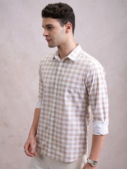 HIGHLANDER - Men Beige Checks Casual Shirt
