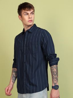 HIGHLANDER - Men Navy Blue Stripes Casual Shirt