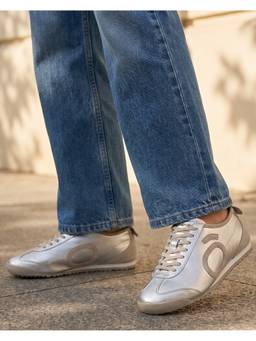 Bewakoof - Men Sliver Halo Series Leather Sneakers