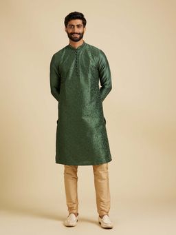 Manyavar - Green Embroidered Kurta and Pyjama (Set of 2)