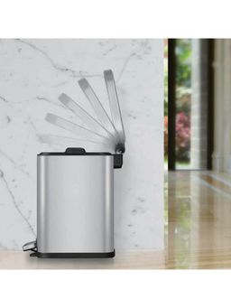 OBSESSIONS - Fingerprint Resistant Step Dustbin with Liner, 6 Liters