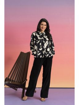 ZNKL - Women Collar Neck Oversized Black and White Floral Print Long Sleeve Shirt