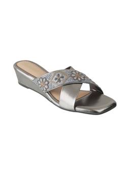 Catwalk - Women COURT TRIMS and STUDS Wedges Heels - Silver