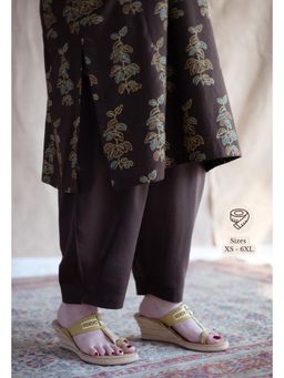 The Indian Ethnic Co. - Coffee Brown Solid Slub Cotton Afghan Pant