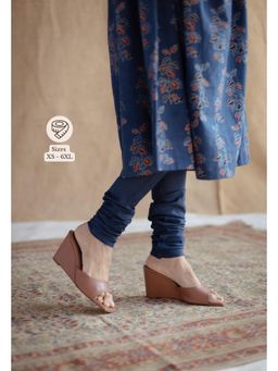 The Indian Ethnic Co. - Blue Solid Slub Cotton Churidar