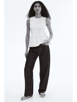 H&M - Women White Sleeveless peplum blouse
