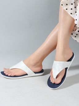 Carlton London - White Slip-On Round Toe Women Flats