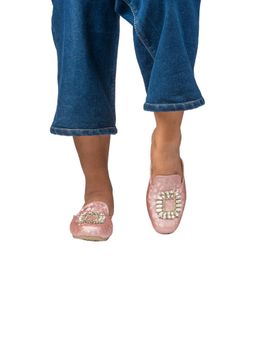 RETTROSE - The Stellar Pink Brocad Embellished Mules